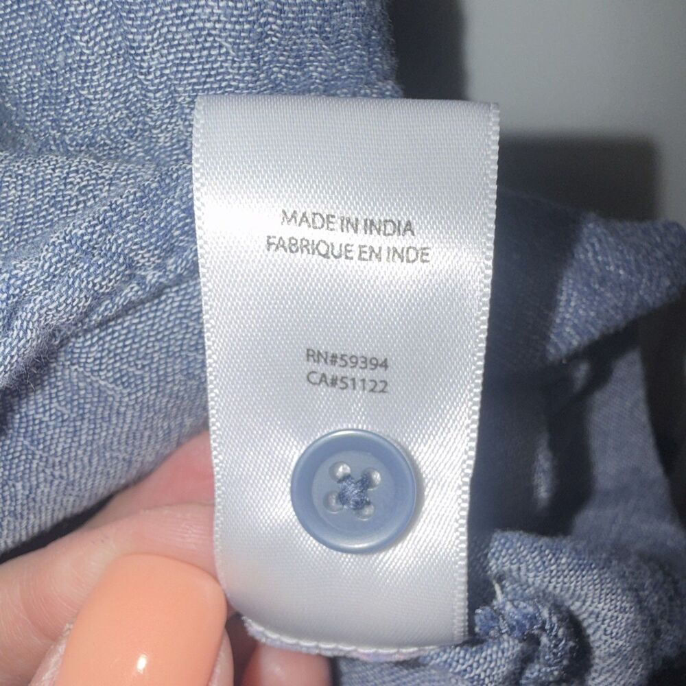 beachlunchlounge Womens L/G Blue Chambray Cotton Top Sleeveless Round Neck - Picture 4 of 6